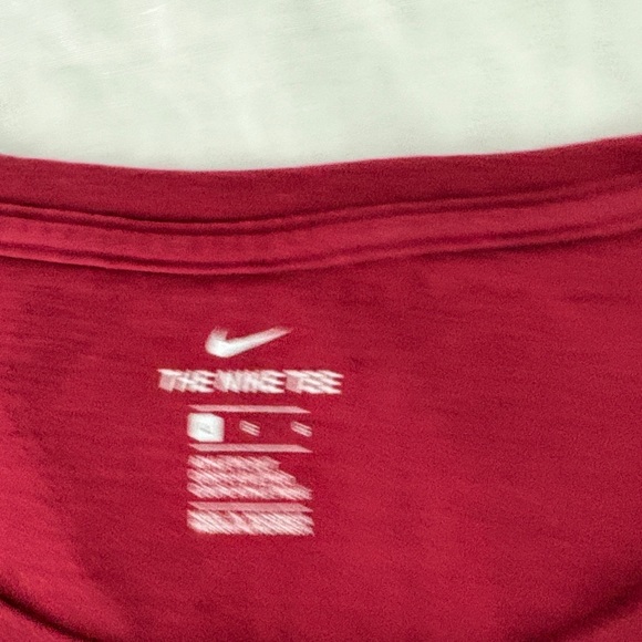 Nike Women's Red Short Sleeve Scoop Neck Tee with Black Swoosh - Picture 4 of 6